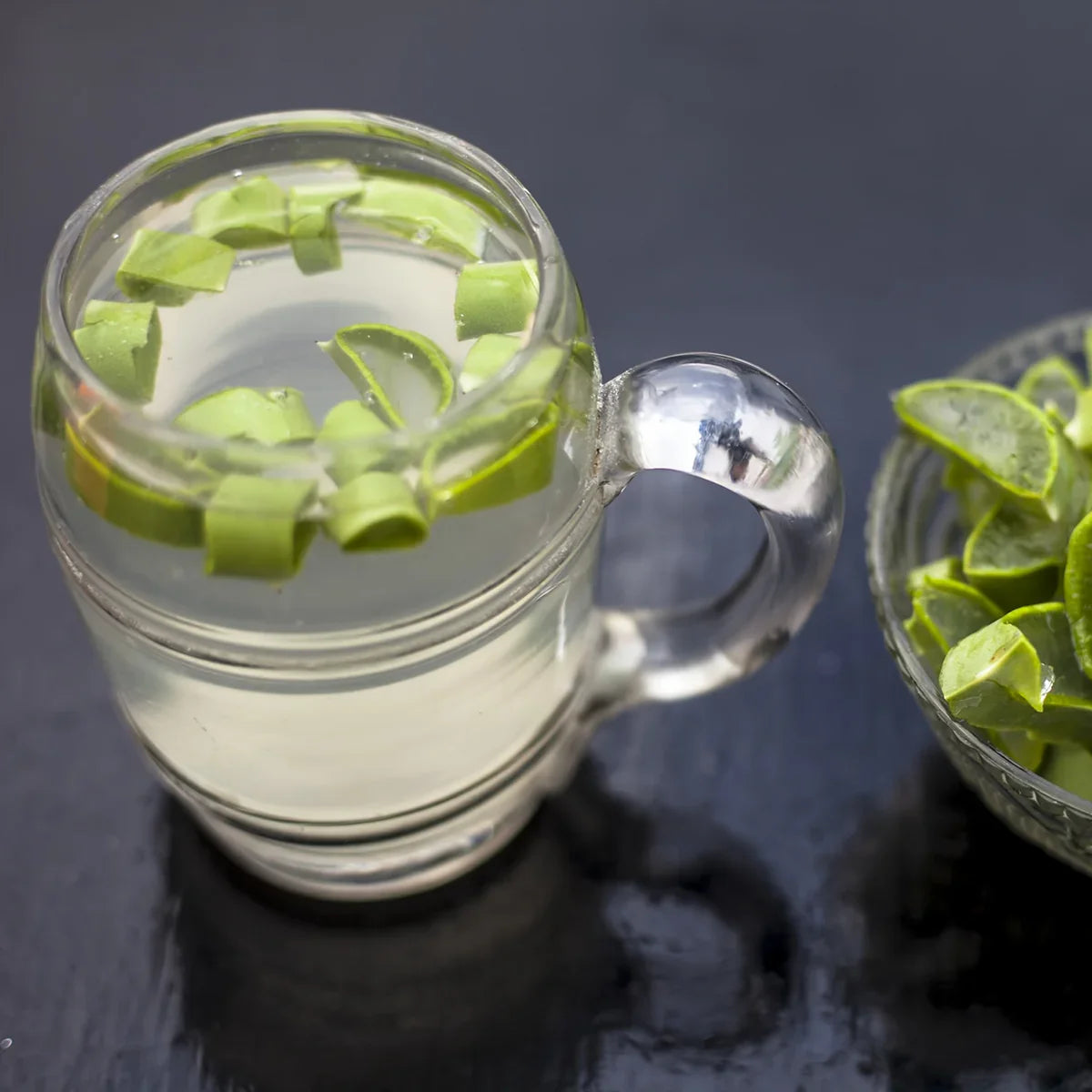 Mannavita Aloe vera 100% pure pressed juice • 1000 ml - Mannavita