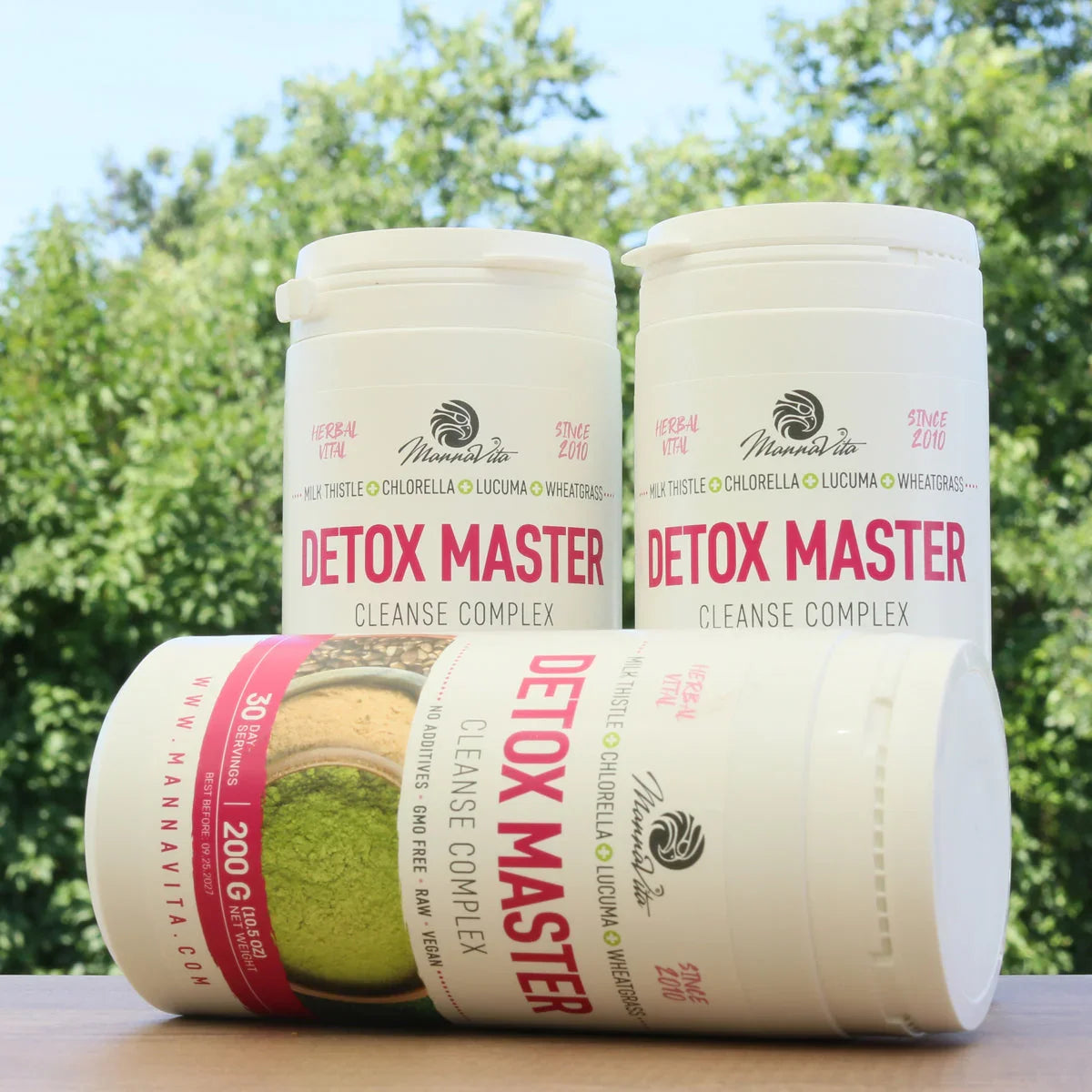 Mannavita Milk Thistle + Wheatgrass + Chlorella + Lucuma • 200 g - Mannavita