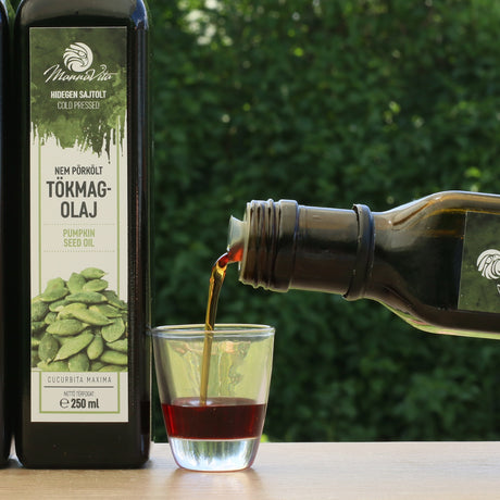 Óleo de sementes de abóbora húngaro prensado a frio Mannavita • 250 ml